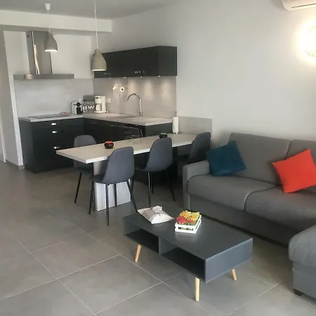 Villa Saint Cyprien Bay *